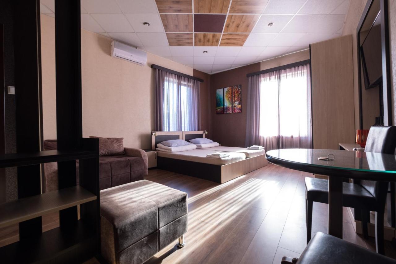 Aparthotel Victory Tbilisi Esterno foto